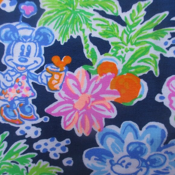 Lilly Pulitzer x Disney ~ Etta V Neck T-Shirt ~ Lilly Loves Disney ~ L - Picture 6 of 8